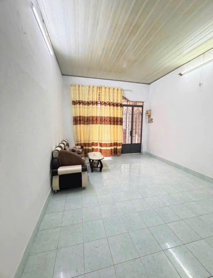 Nhà mặt tiền Nguyễn Trãi, Phan Thiết 80m² giá 2 tỷ - Đầu tư sinh lời!