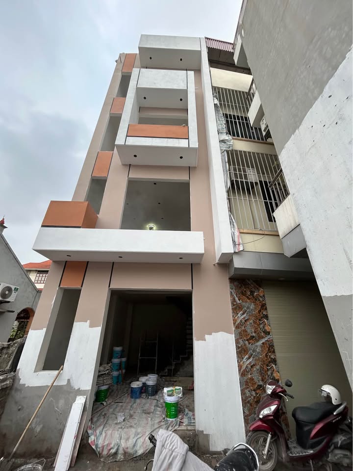 Nhà Hạ Thái 31m² giá 4.5 tỷ - Sẵn sàng vào ở ngay!