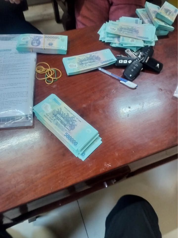 Đất nền góc 2 mặt tiền đường tỉnh 753, 240m² giá 200 triệu - Cơ hội đầu tư hấp dẫn!