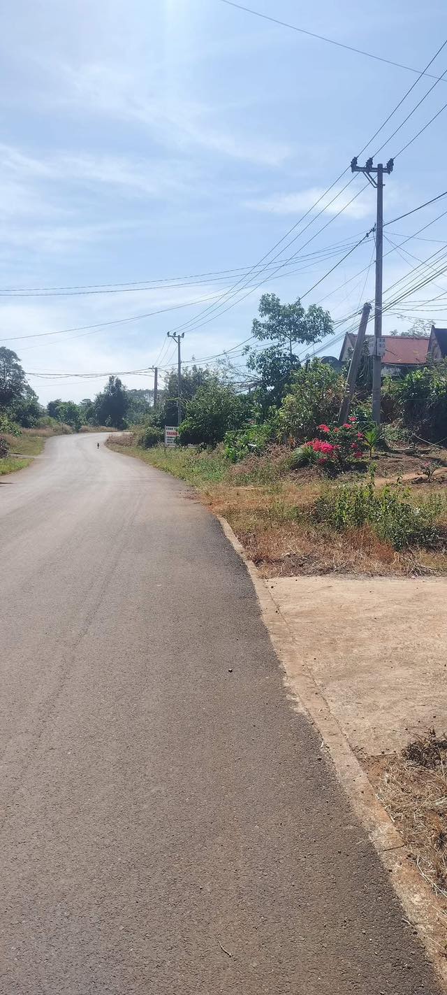 Đất nền mặt tiền đường Lê Hữu Trác, 240m², giá chỉ 2.88 tỷ - Cơ hội đầu tư tuyệt vời!