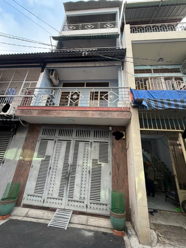 Nhà phố hẻm 27 Nguyễn Văn Săng, Tân Sơn Nhì, 32m² giá 5.75 tỷ - Sẵn sàng ở ngay!