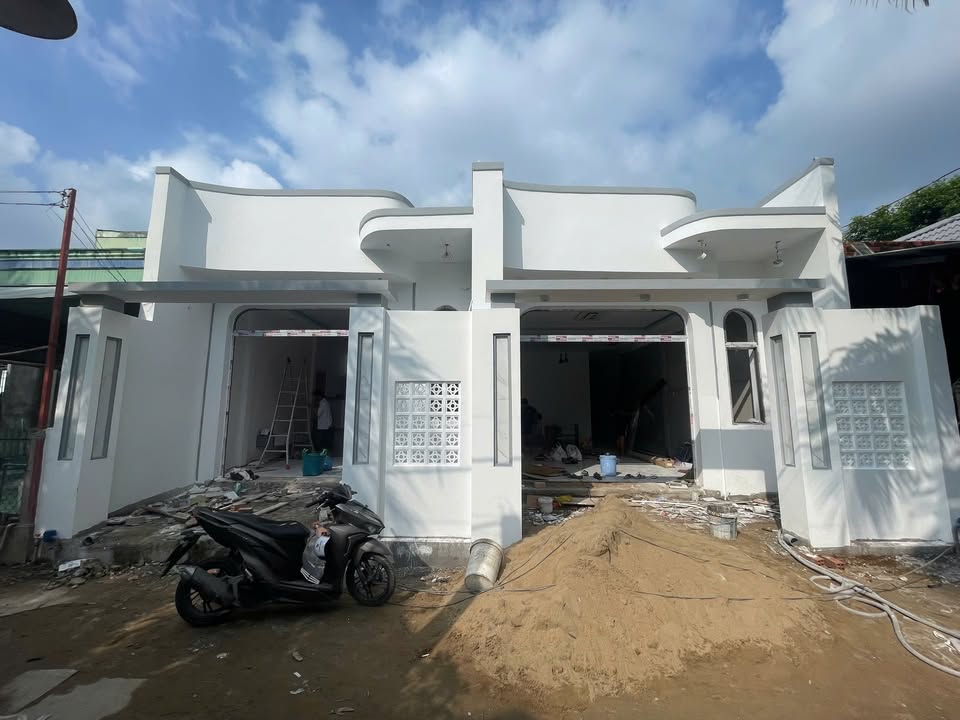 Townhouse Khu phố Long Hưng, 85m² giá 1.25 tỷ - Sắp hoàn thiện, đầy đủ nội thất!