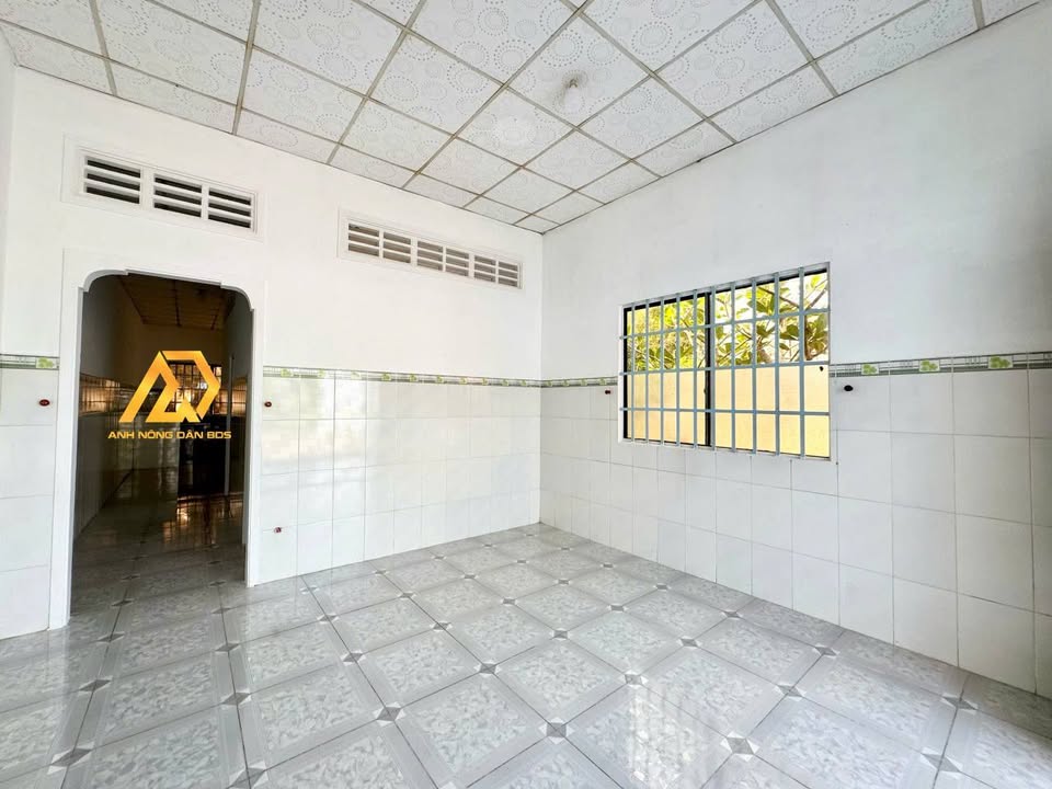 Nhà phố Long Hồ 253m² giá 975 triệu - Đậu được 3 ô tô