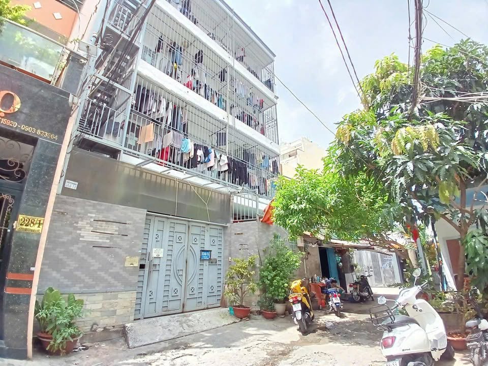 FrontHouse Lê Quang Định, Quận Bình Thạnh 208m² giá 32.3 tỷ - Thương lượng hấp dẫn!