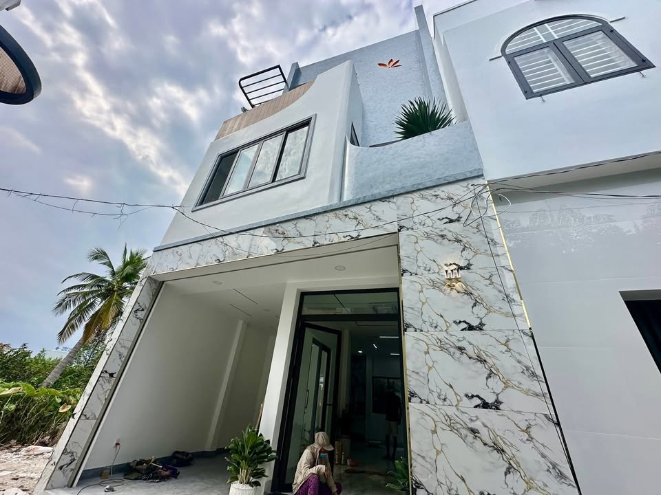 Nhà phố Phường 6, TP. Mỹ Tho 62m² giá 2.88 tỷ - Ô tô vào tận nhà!