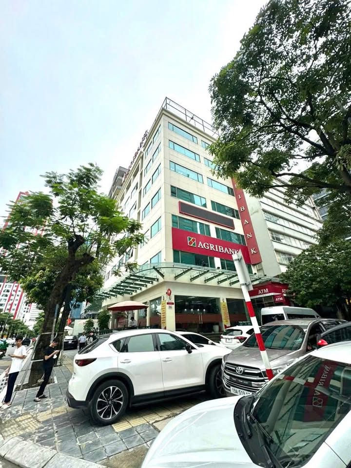 Cho thuê văn phòng mặt phố Duy Tân, Cầu Giấy - Diện tích 260m², giá 80 triệu/tháng