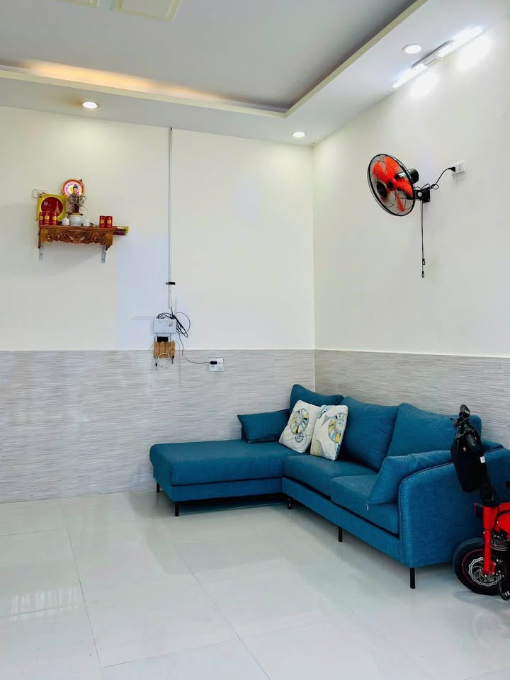 Nhà cấp 4 Hẻm Nguyễn Khuyến, Vĩnh Hải, Nha Trang 74m² giá 2.5 tỷ - Bớt lộc cho khách thiện chí!