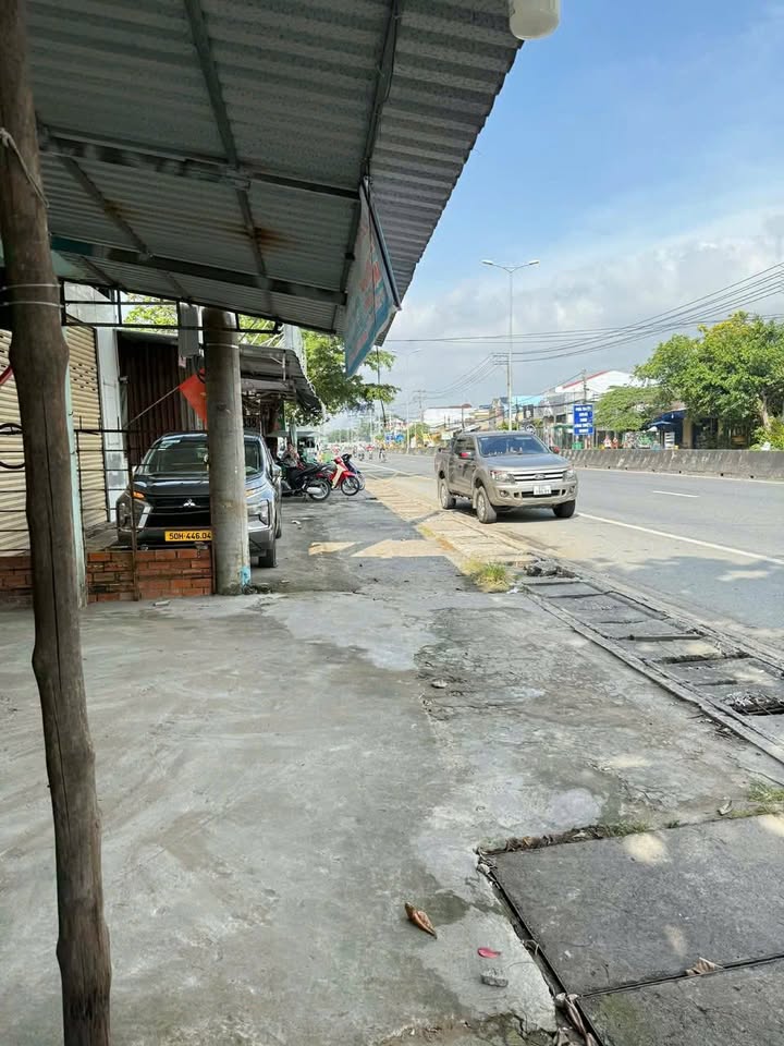 Nhà cấp 4 mặt tiền Quốc lộ 53, Trường An, 313m² - Thích hợp kinh doanh!