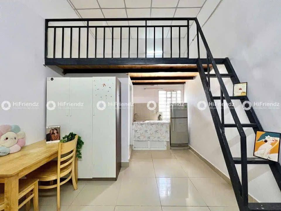 Phòng cho thuê tại Đường Hòa Bình, Quận Tân Phú - Thoáng mát, tiện nghi đầy đủ!