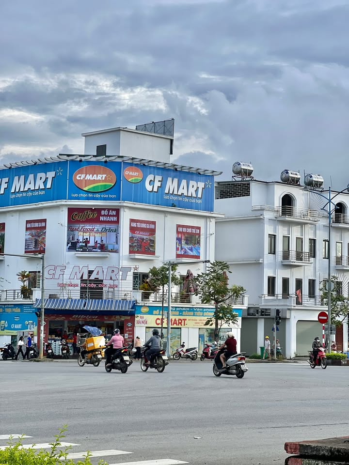 Đất nền Thị Xã Lai Châu 150m² giá 1 tỷ - Hướng Đông Nam mát mẻ!