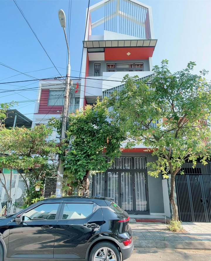 Nhà 4 tầng Đường 12 Chu Lai, Đà Nẵng 110m² giá 8 tỷ - Nhà mới xây đẹp, gần biển!
