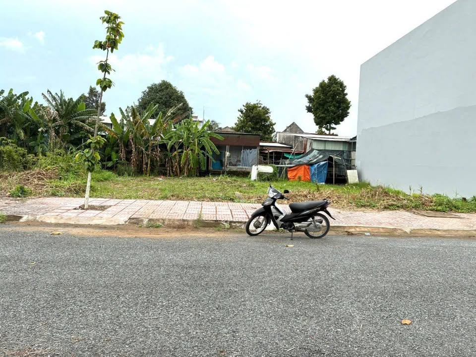 Đất nền KDC Mới Phường Long Châu 87,5m² giá 1,3 tỷ - Sổ hồng 100% thổ cư!