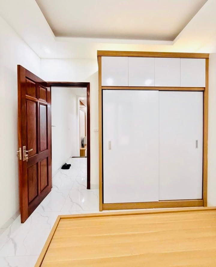 Nhà 5 tầng Phú Lương, Hà Đông 25m² giá 6 tỷ - Ô tô đỗ ngõ rộng rãi!