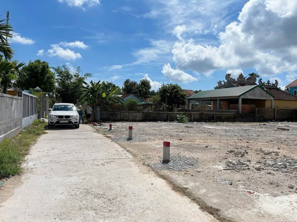 Đất kiệt ô tô Ngô Thế Vinh, Thủy Phương 98.4m² giá 900 triệu - Đầu tư sinh lời ngay!