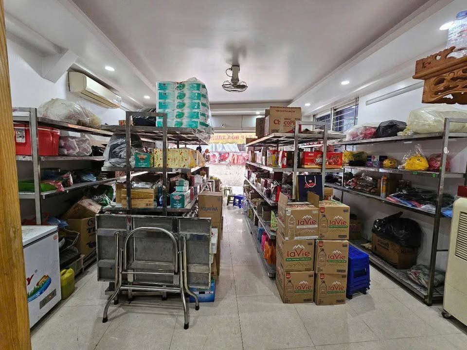 Nhà mặt ngõ Mỹ Đình 52m² giá 12 tỷ - Lô góc thông thoáng, kinh doanh tốt!