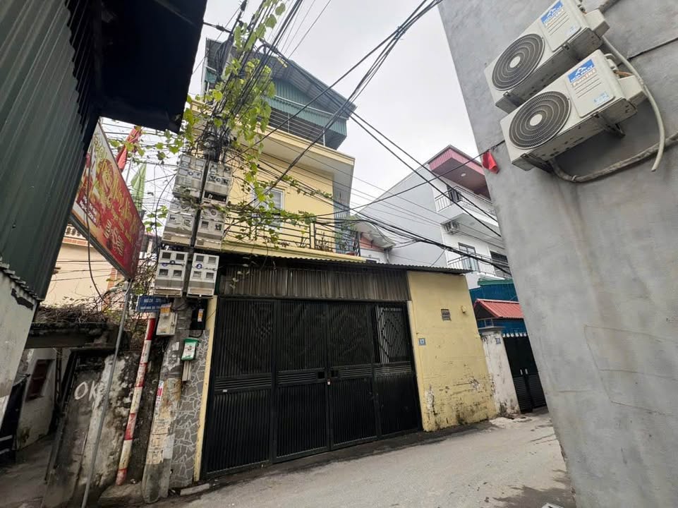 Nhà 3 tầng kiên cố tại Di Trạch 72m² giá chỉ 8 tỷ - Đầu tư sinh lời ổn định!