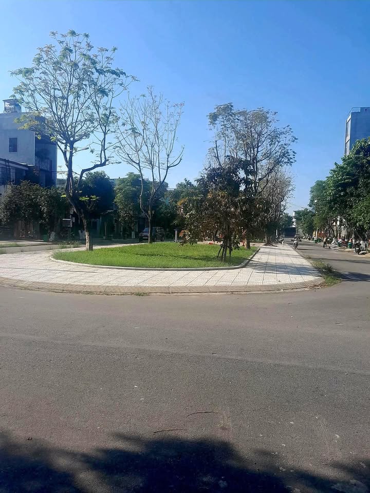 Đất mặt tiền Sơn Trà 86m² giá chỉ 6 tỷ - Cơ hội hiếm có!