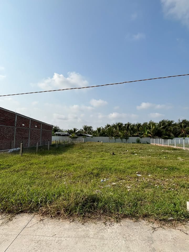 Đất thổ cư Xã Mỹ Phong, 160m² giá chỉ 8XX triệu - Cơ hội đầu tư tuyệt vời!