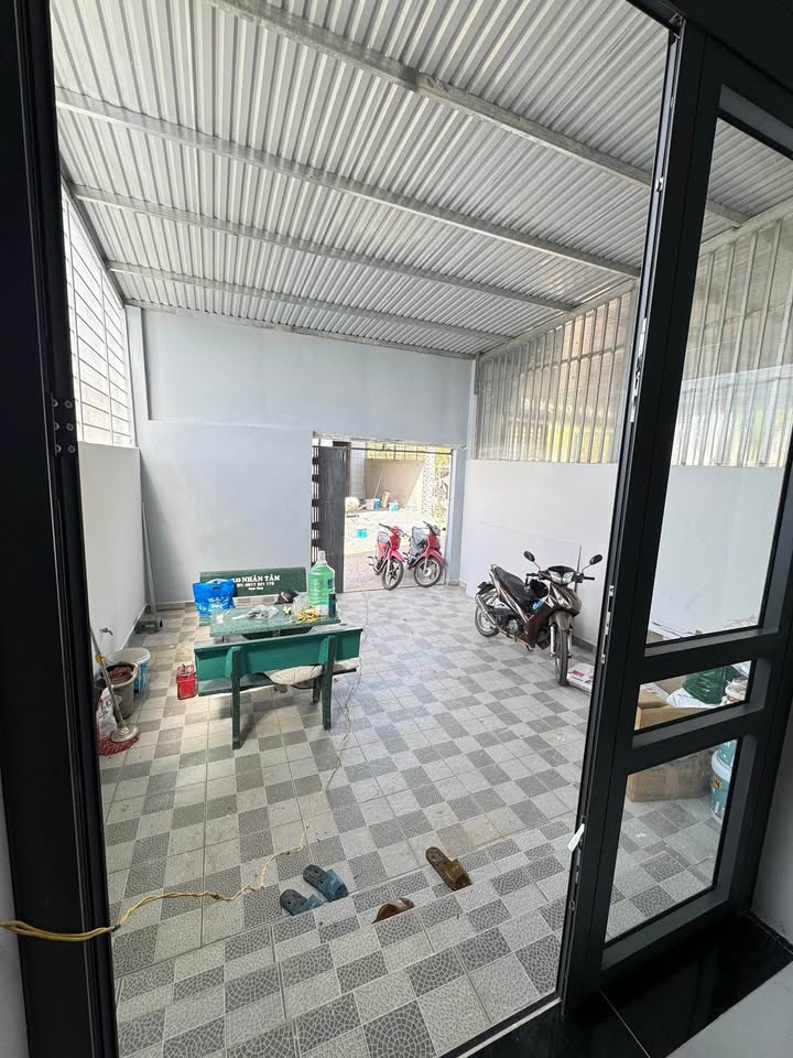 Nhà mới xây tại Hẻm 60 Cô Bắc, Đức Trọng, 72m² chỉ 1.85 tỷ - Sẵn sàng vào ở ngay!