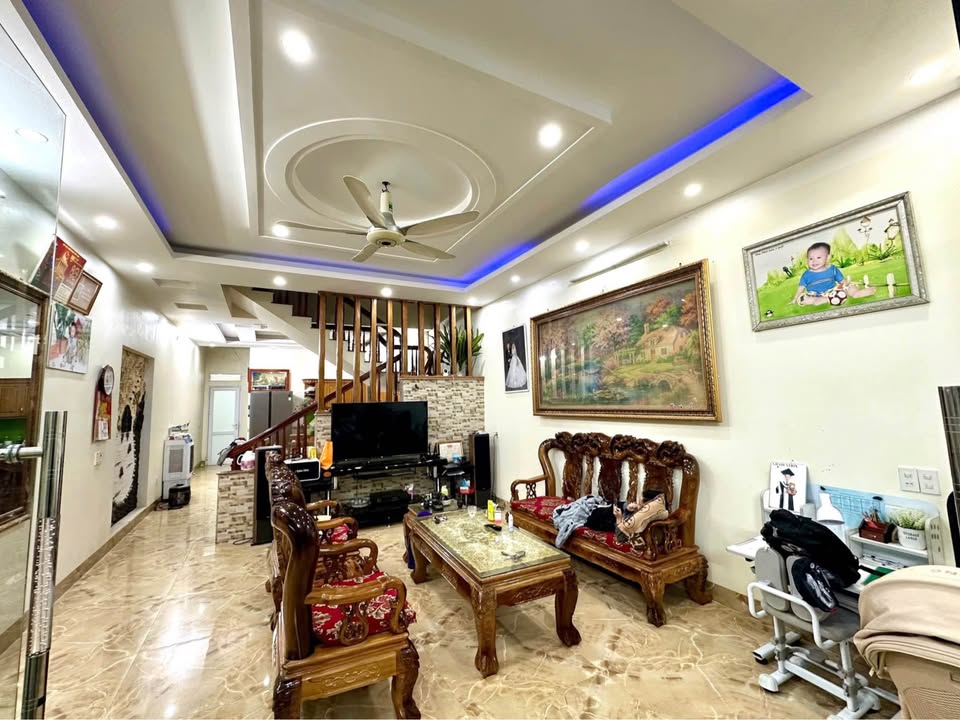 Nhà 3 tầng KDC 7B Phan Đình Phùng 100m² giá 5 tỷ - Vị trí đắc địa gần phố đi bộ!