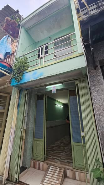 Nhà hẻm Hồ Thành Biên, Quận 8, 20m², giá 2.45 tỷ - Gần Parcmall, tiện lợi di chuyển!