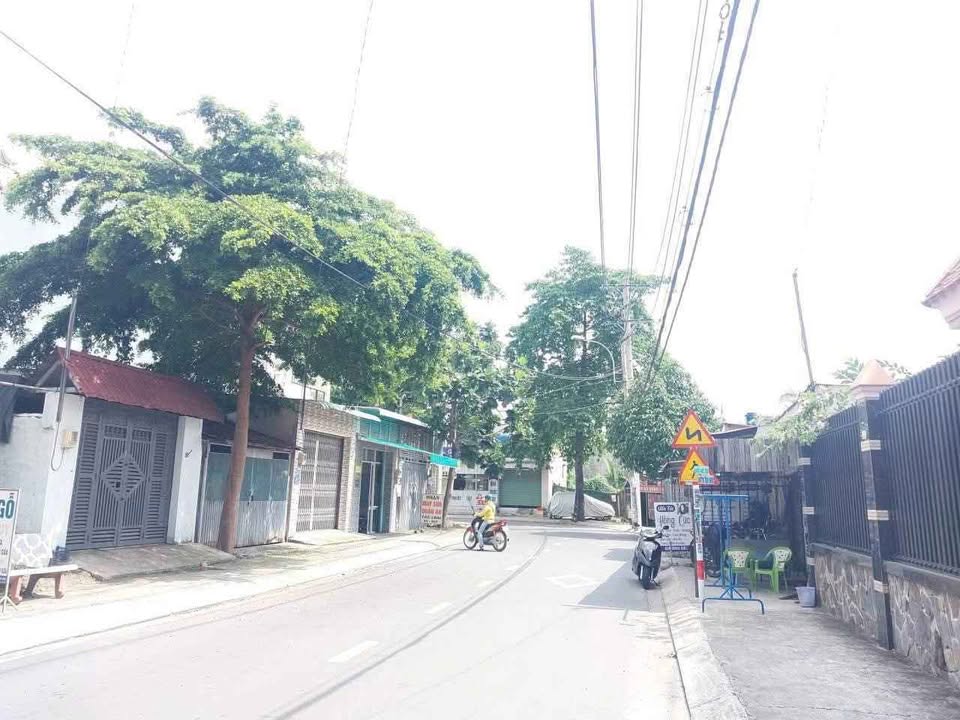 Đất nền 80m² mặt tiền Nguyễn Thị Pha, Hóc Môn - Giá chỉ 4.5 tỷ, cơ hội đầu tư hấp dẫn!