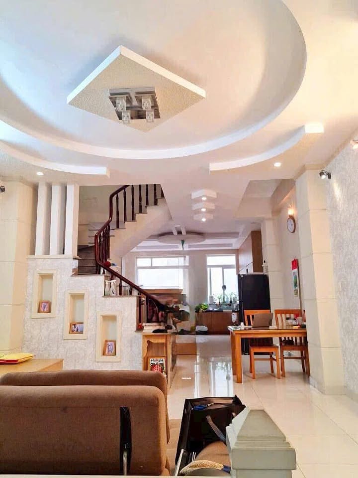 Nhà mặt tiền khu dân cư Phú Lợi, Quận 8, 100m² giá 8.5 tỷ - Sẵn sàng dọn vào ngay!