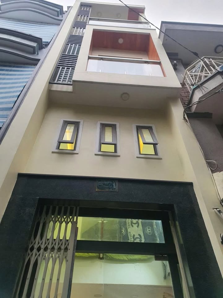 Nhà Hẻm Phường 10 Quận 10, 33m² giá 6.5 tỷ - Sổ hồng chính chủ!