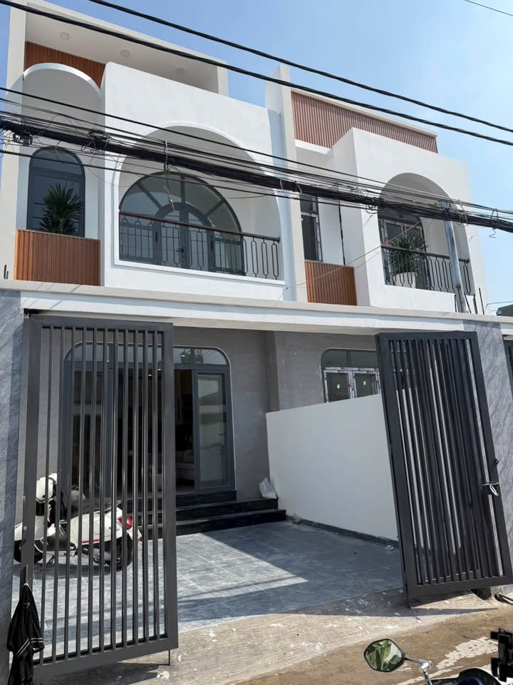 Nhà 1 trệt 1 lầu mặt tiền Tân Triều 96m² giá 2.65 tỷ - Kinh doanh thuận lợi!