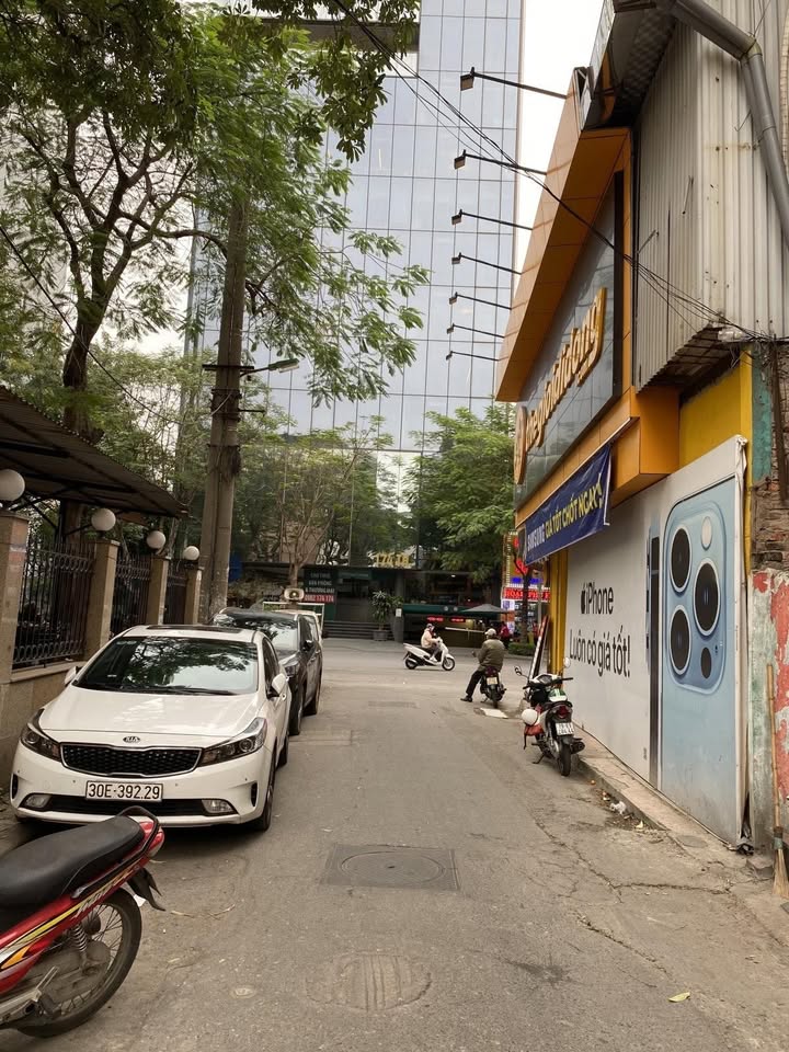 FrontHouse Ngõ Thái Hà 102m² giá 50.5 tỷ - Kinh doanh đỉnh, dòng tiền ổn định!