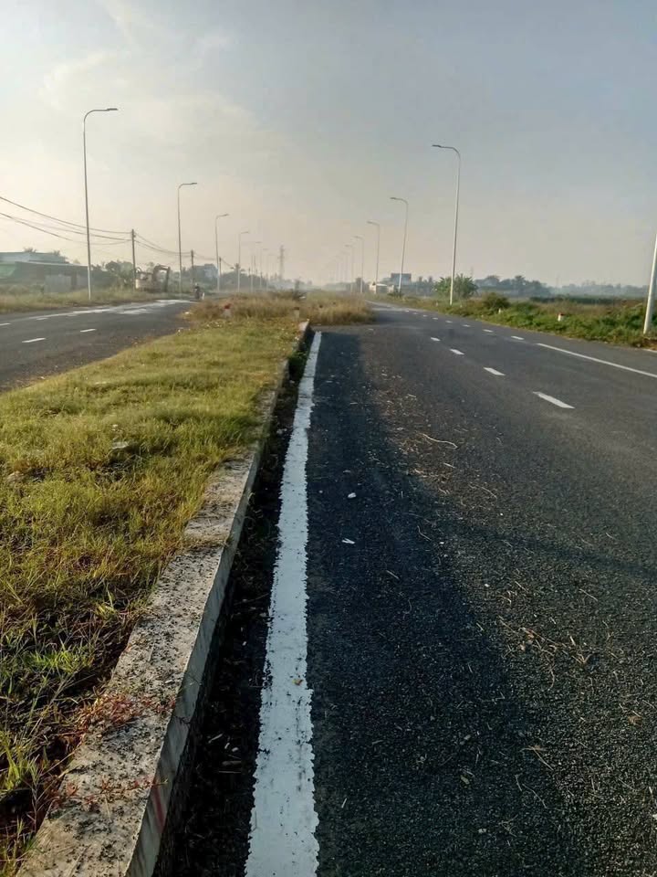 Đất nền xã Lợi Bình Nhơn, TP Tân An 925m² giá 4.8 tỷ - Chính chủ bán gấp!