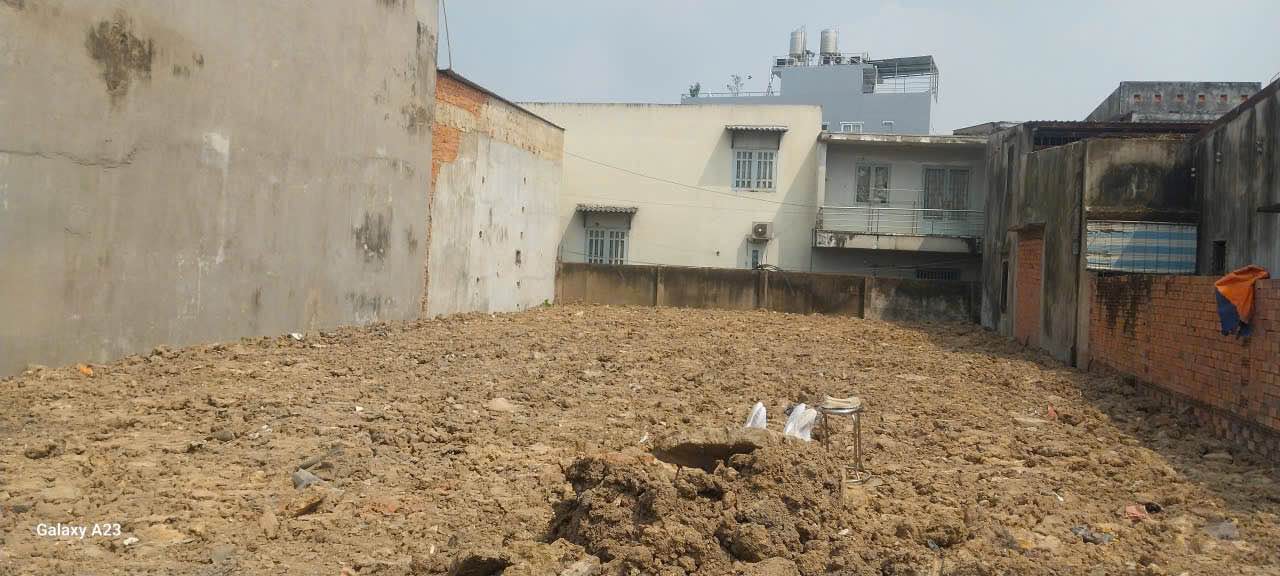 Đất thổ cư mặt tiền hẻm Huỳnh Văn Bánh 336m² giá 17 tỷ - Cơ hội đầu tư tuyệt vời!