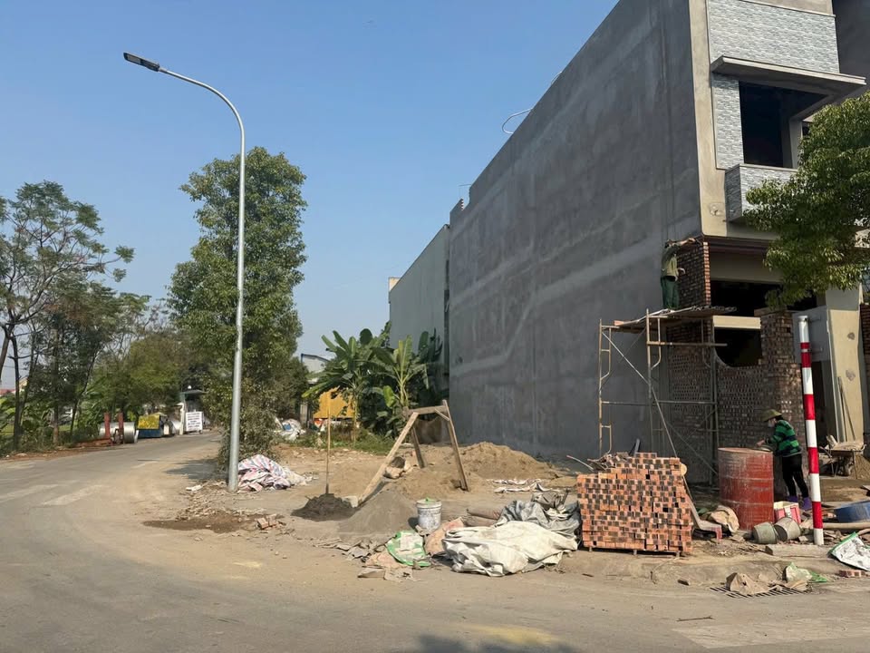 Đất nền ô góc Đồng Cửa Quán, Vĩnh Yên 112m² giá 5 tỷ - Kinh doanh tiềm năng!