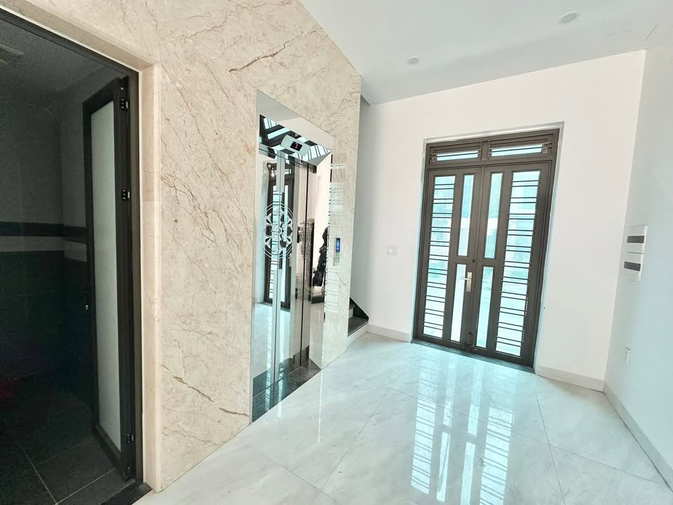 Nhà 5 tầng thang máy mặt đường 30m Khu TĐC Him Lam – Hùng Vương – 7,8 tỷ