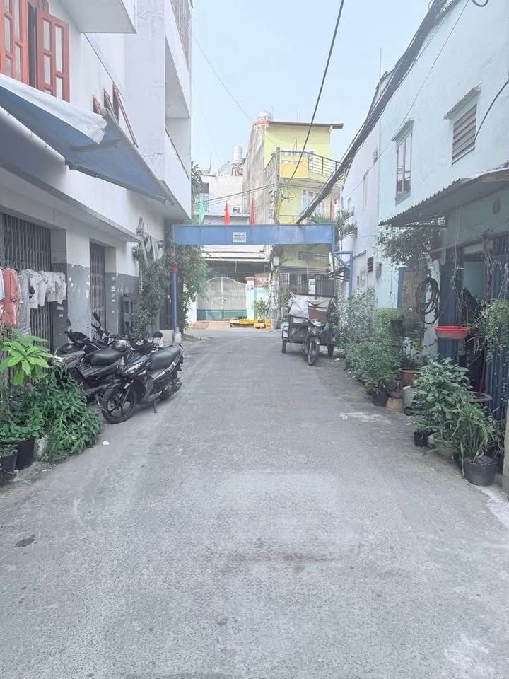 Nhà riêng phường Tân Sơn Nhì, quận Tân Phú, 65m² giá 6 tỷ - Chính chủ bán gấp!