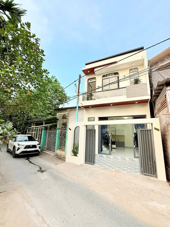 Nhà 2 tầng Thị trấn Chợ Mới 69m² giá 2.35 tỷ - View sông thoáng mát