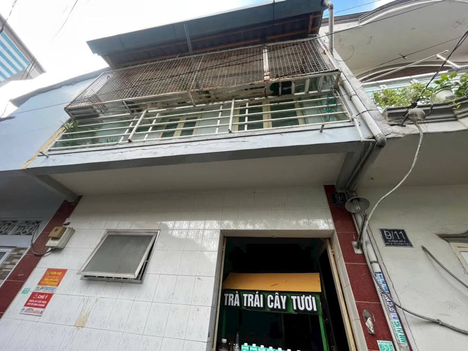 Nhà phố 1 trệt 1 lầu đường số 4 Linh Tây Thủ Đức 17m² chỉ 1.85 tỷ - Giá tốt không thể bỏ lỡ!