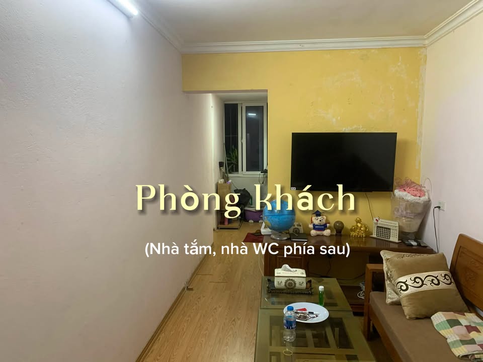 Phòng cho thuê tại Khu tập thể C1, Giáp Bát 1,6 triệu - Cùng sống vui vẻ!