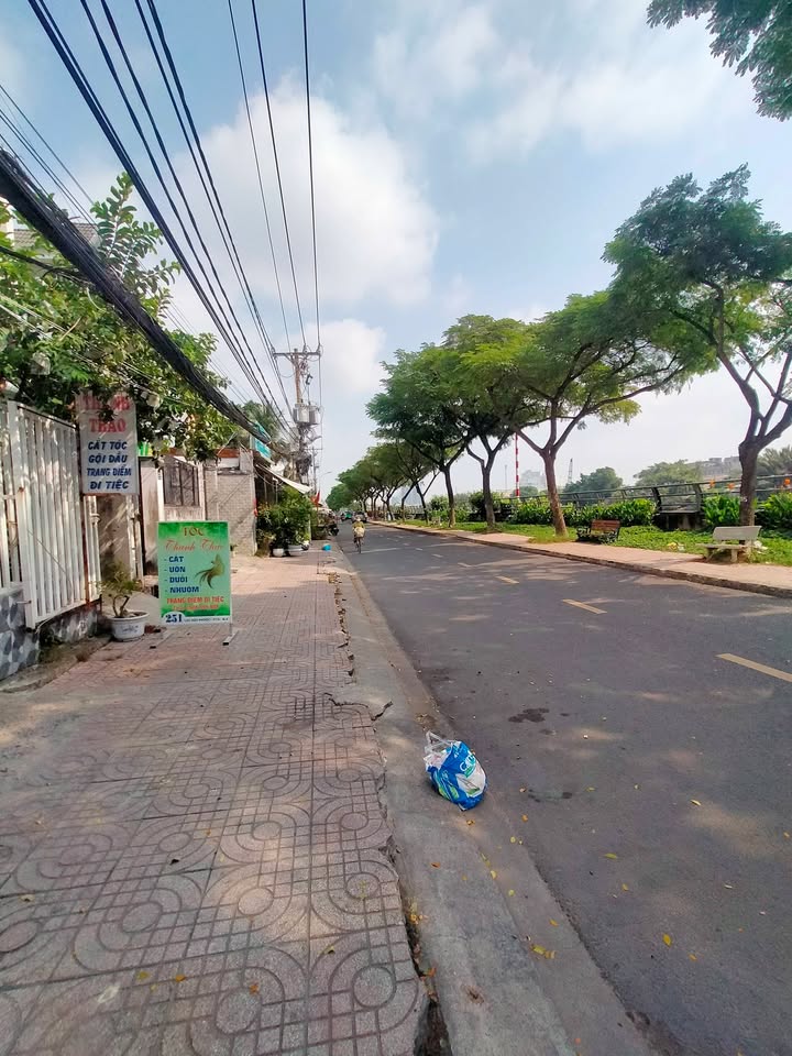 FrontHouse đường Lưu Hữu Phước, Quận 8, 73m² giá 7.5 tỷ - Căn góc tuyệt đẹp!