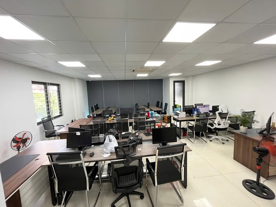 Văn phòng cho thuê tại Triều Khúc, Thanh Trì, 110m² giá 13 triệu - Không gian làm việc lý tưởng!