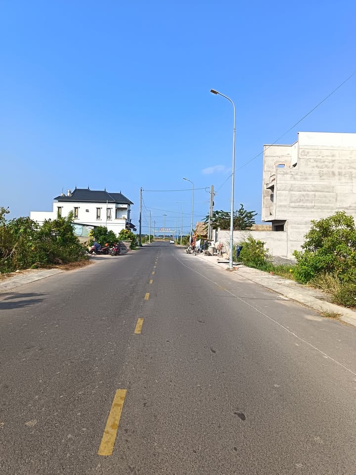 Đất Thổ Cư 110m² Xã Tam Phước, Long Điền - Mặt Tiền Kinh Doanh Đẹp Giá 1.85 Tỷ!