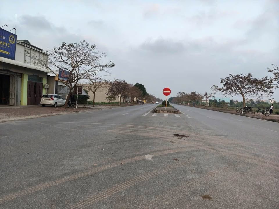 Đất nền đường QL39B, Bình Minh, 100m² - Tiềm năng kinh doanh vượt trội!