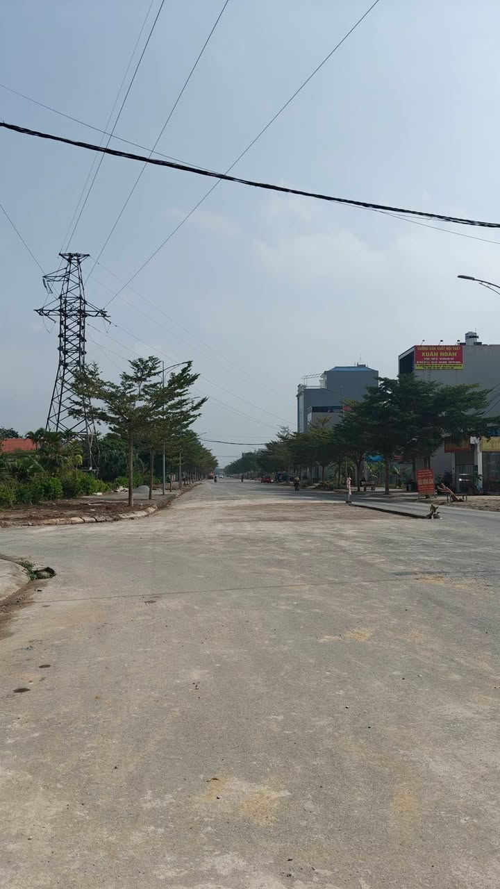 Bán đất mặt đường Nguyễn Lam, Quận Long Biên, 100m² - Kinh doanh đỉnh cao!