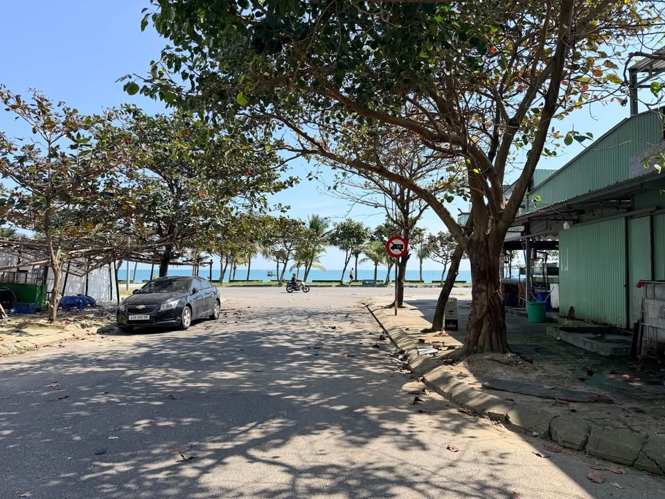 Đất mặt tiền Hoàng Sa 98.3m² giá tốt - Cơ hội đầu tư hấp dẫn!