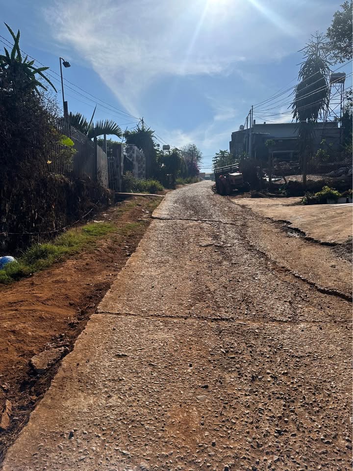 Đất thổ cư Thị trấn Di Linh 300m² giá 900 triệu - Đầu tư sinh lời ngay!