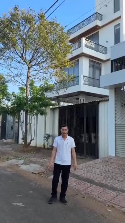 Mặt tiền Ngô Tất Tố Buôn Ma Thuột 100m² giá 3.62 tỷ - Cơ hội đầu tư tuyệt vời!