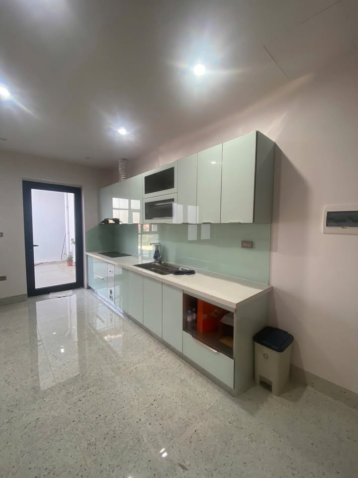 Shophouse Ánh Dương Quận Tây Hồ 100m² giá 17 tỷ - Đối diện trường học!