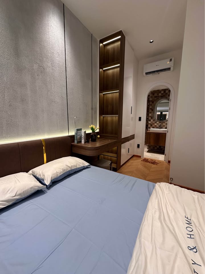 Nhà Phú Nhuận 40m² giá 7 tỷ - Sân bay, ô tô đỗ cổng!