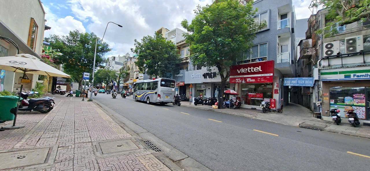 Nhà mặt tiền Lê Văn Sỹ, Quận 3, 31m² giá 10.5 tỷ - Đầu tư sinh lời ngay!