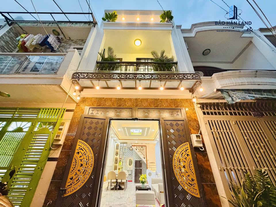 Nhà mini độc đáo tại Gò Vấp 37m² giá 4.98 tỷ - Sẵn sàng vào ở!